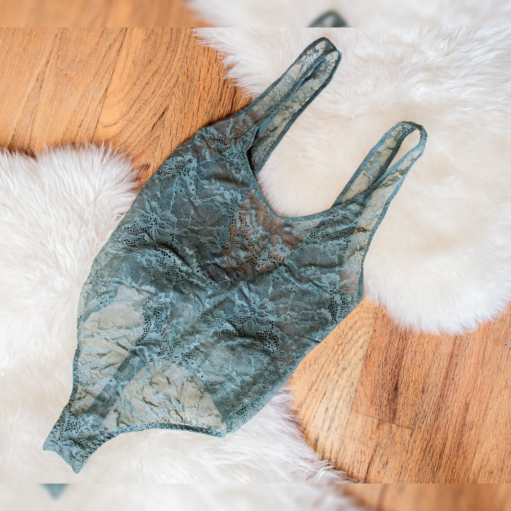 Victoria's Secret sage green lace bodysuit (M)